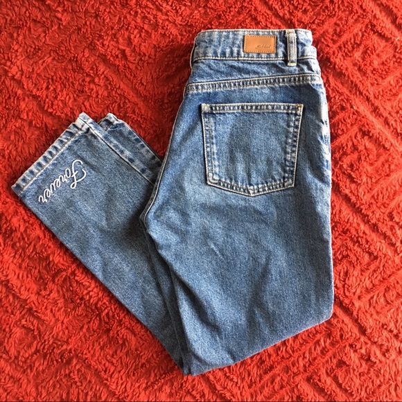 SOLD - Picture 4 of 7